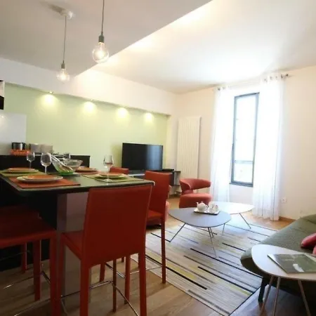 House Le 5 Chloe